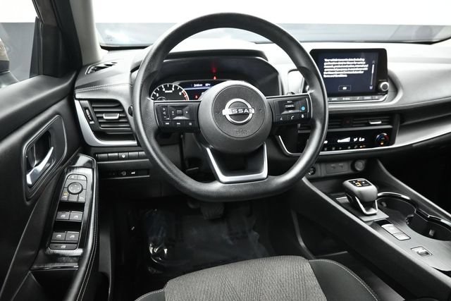 Used 2024 Nissan Rogue SV FWD image 12