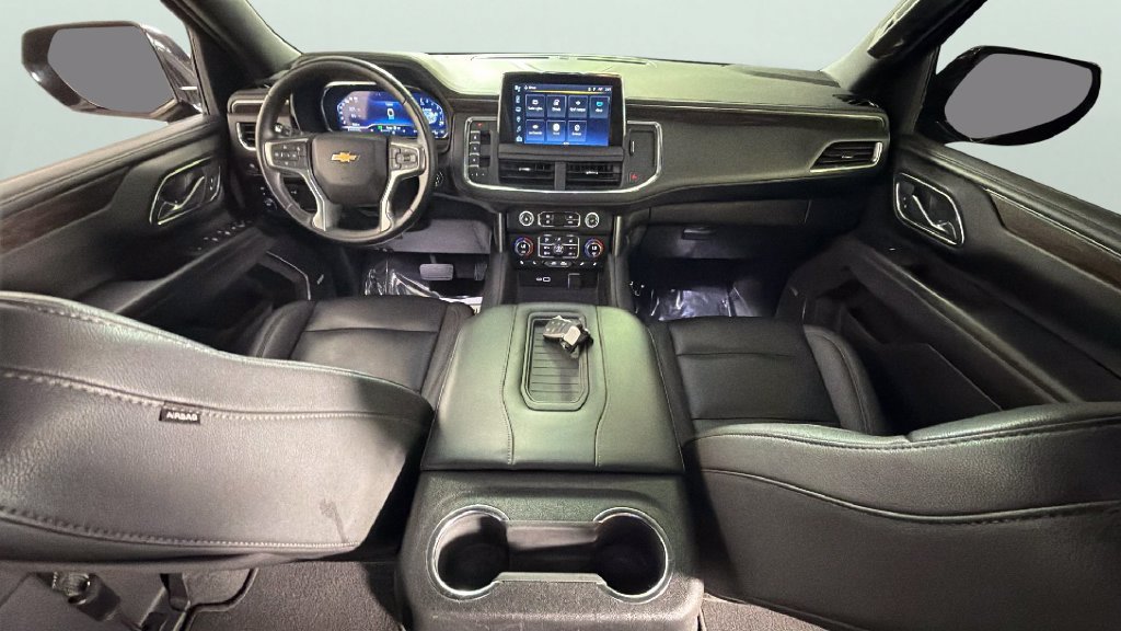Used 2024 Chevrolet Suburban LT AWD/4WD image 34