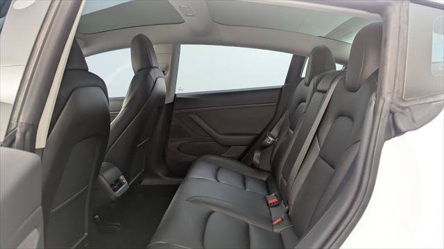 Used 2019 Tesla Model 3 Long Range RWD image 16