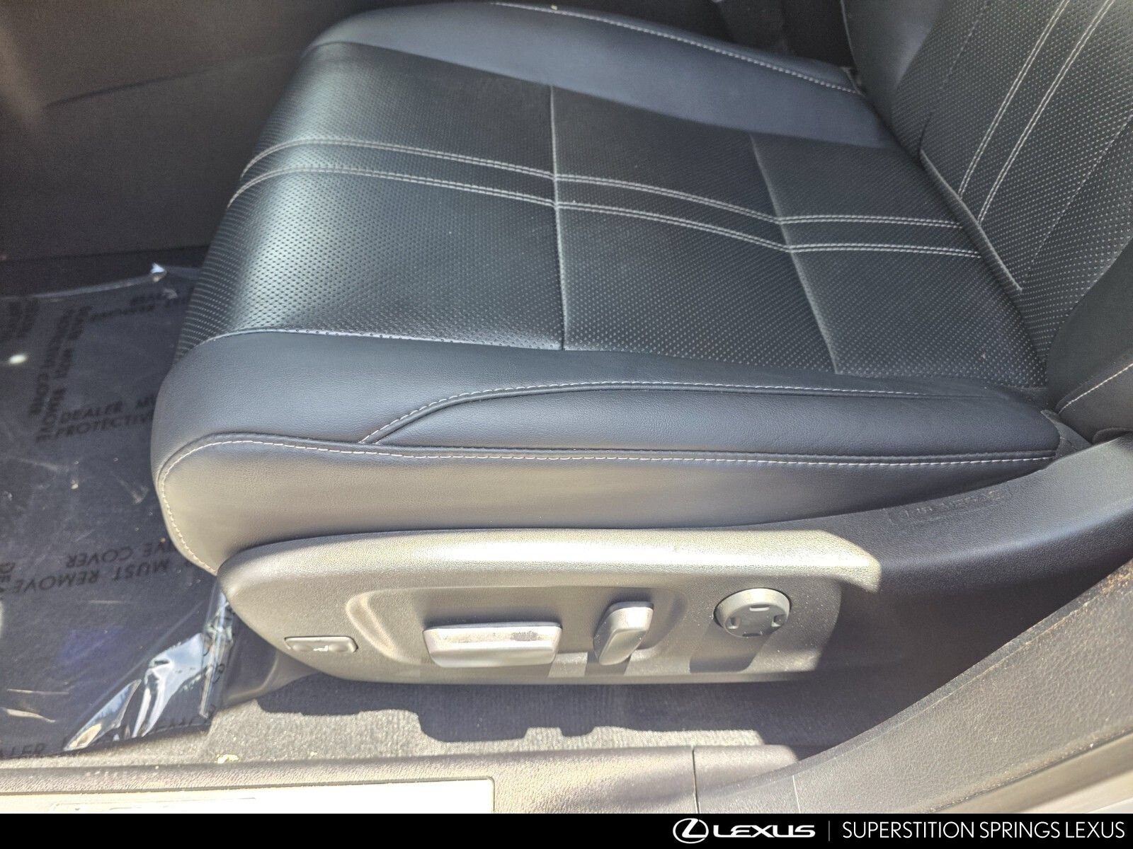 Certified 2021 Lexus RX 350 FWD w/ Luxury Package image 17
