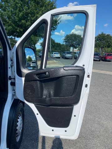 Used 2025 RAM ProMaster 2500 w/ Convenience Group FWD image 20