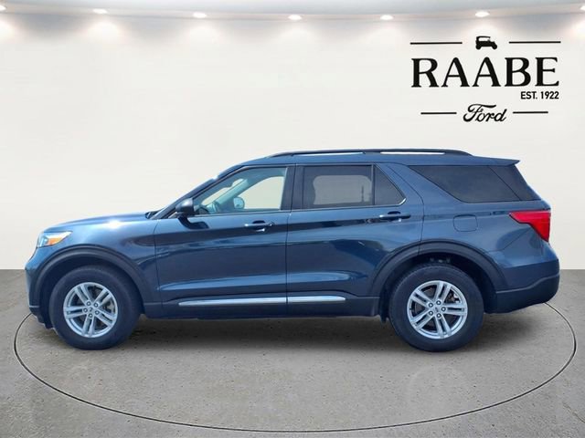 Used 2023 Ford Explorer XLT w/ Equipment Group 202A AWD/4WD image 4