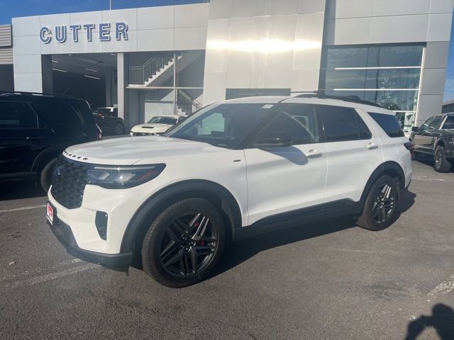 New 2026 Ford Explorer ST-Line w/ ST-Line Street Pack image 3