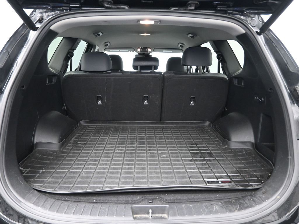 Used 2022 Hyundai Santa Fe SEL w/ Convenience Package image 25