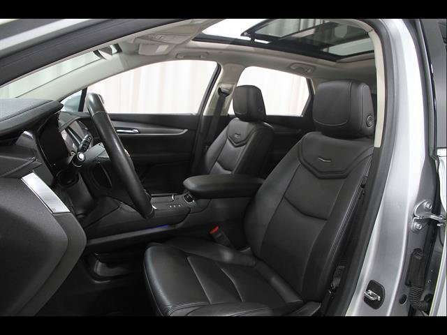 Used 2019 Cadillac XT5 Luxury AWD/4WD image 5
