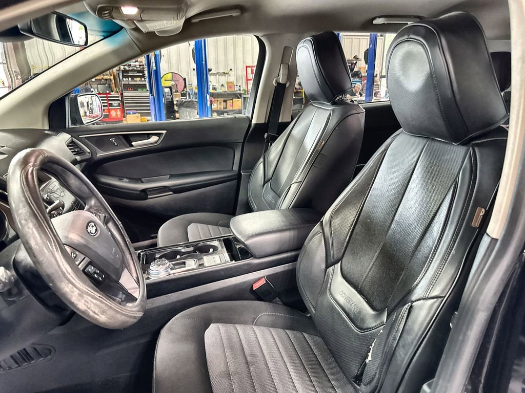 Used 2019 Ford Edge SE w/ SE Fleet Driver's Package FWD image 12