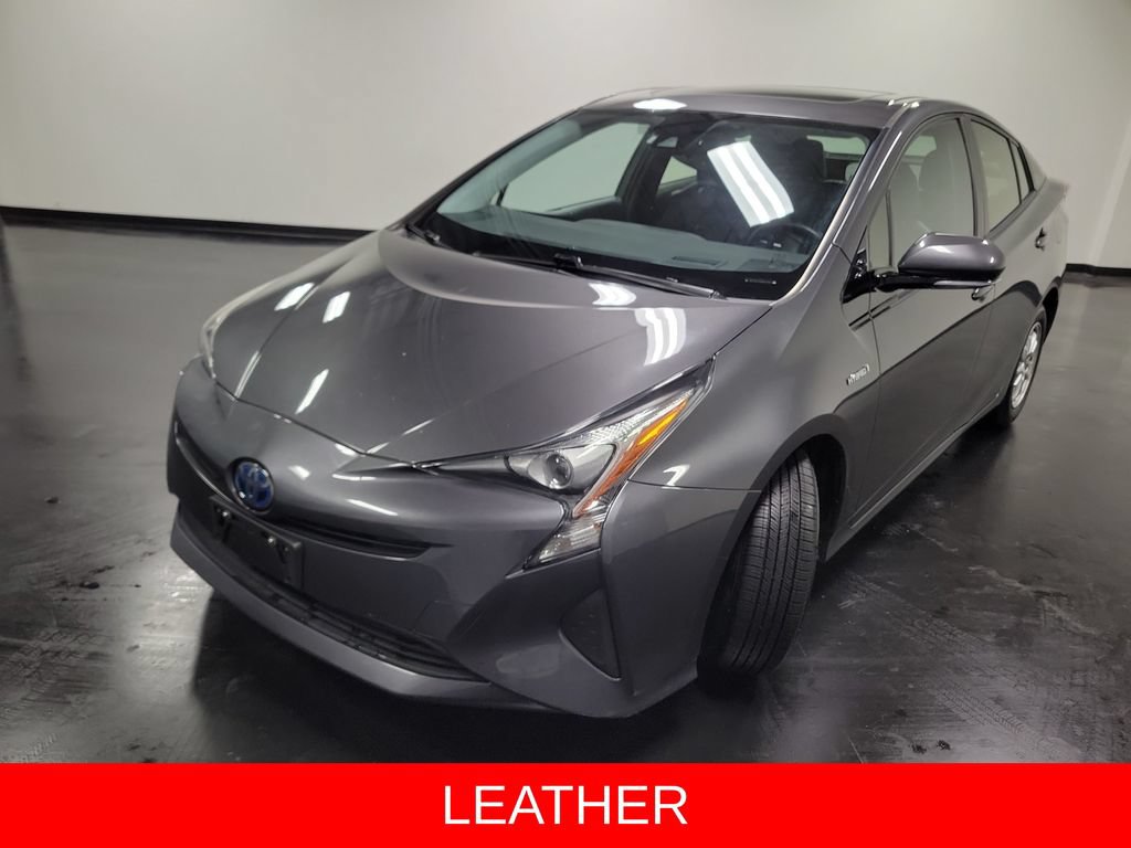 Used 2017 Toyota Prius Four w/ Advanced Technology Package FWD image 4