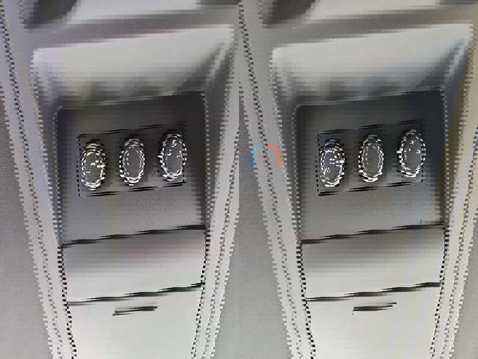 Used 2020 Dodge Grand Caravan GT image 18