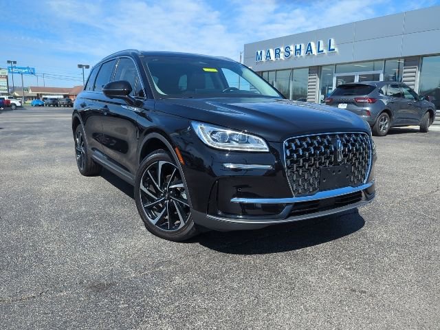 Used 2024 Lincoln Corsair Reserve w/ Equipment Group 201A image 2