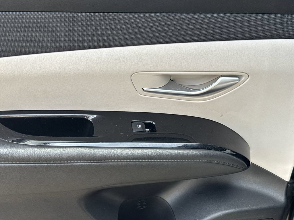 Used 2022 Hyundai Tucson SEL w/ Convenience + Premium Package FWD image 24