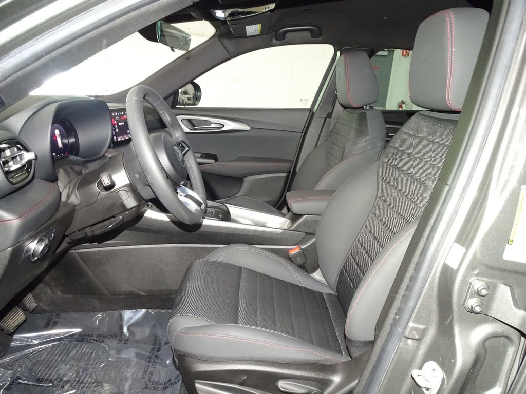 Used 2024 Dodge Hornet GT image 10