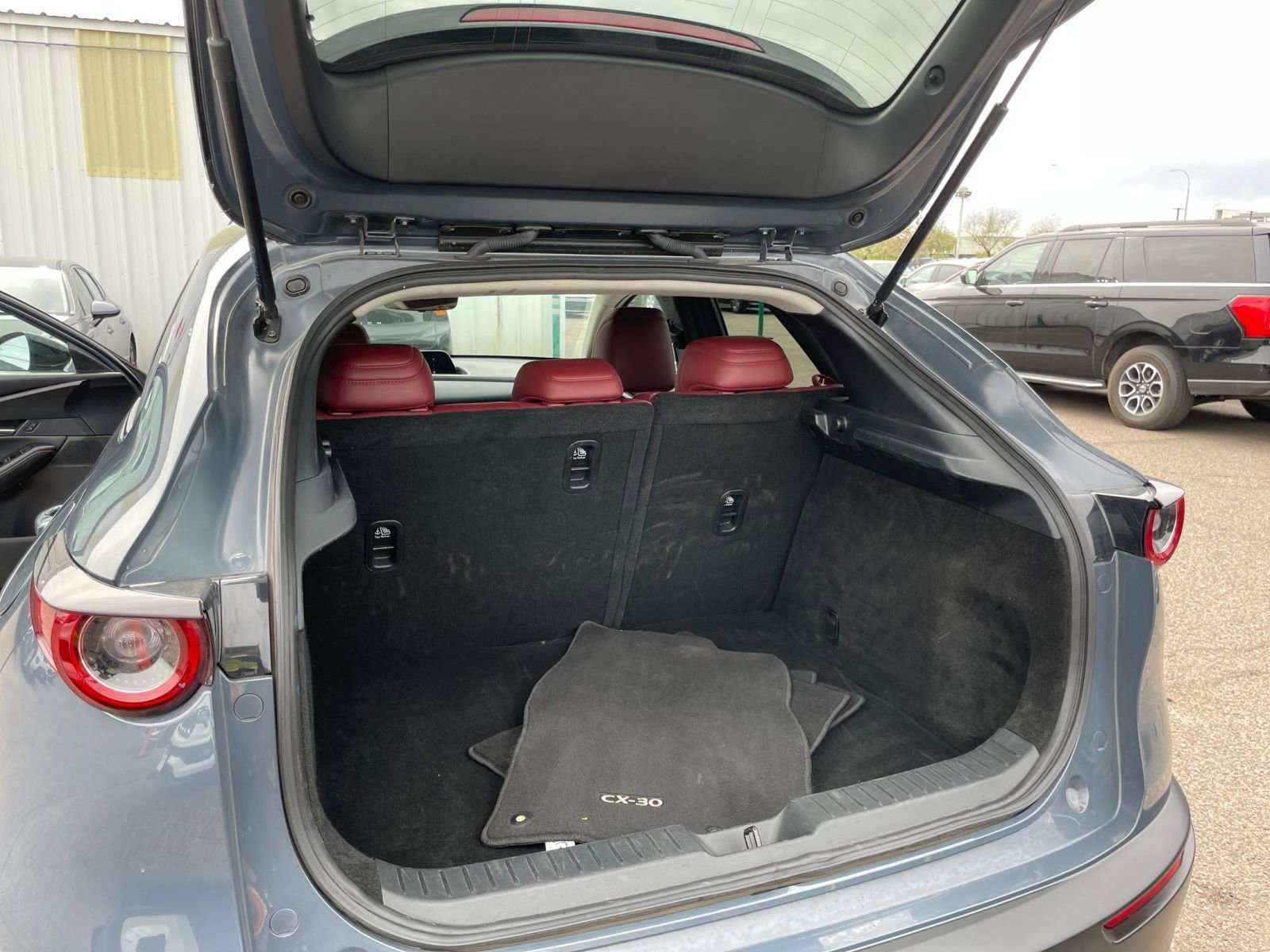 Used 2025 MAZDA CX-30 AWD 2.5 S w/ Preferred Package image 34