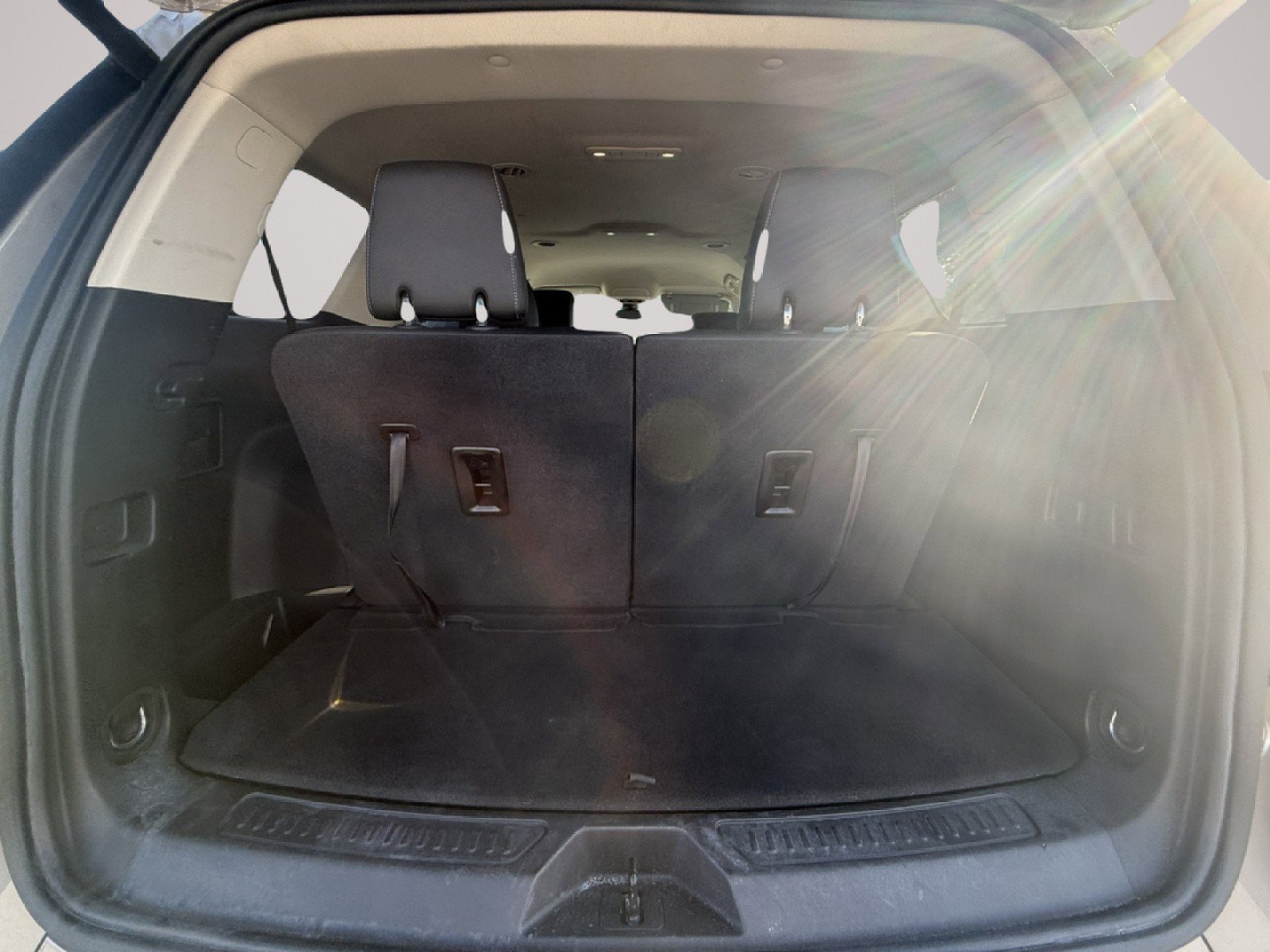 Used 2022 GMC Acadia Denali image 29