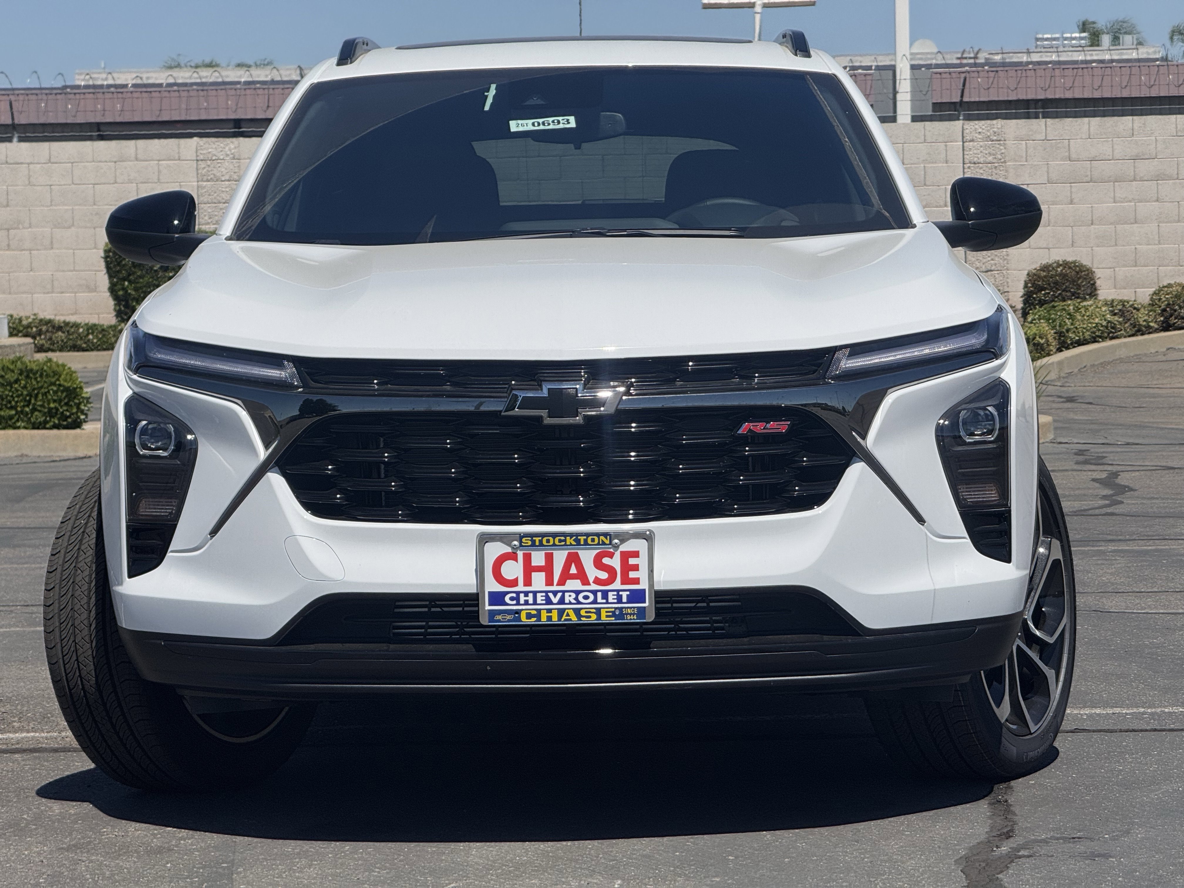 New 2026 Chevrolet Trax RS w/ Sunroof Package FWD image 2