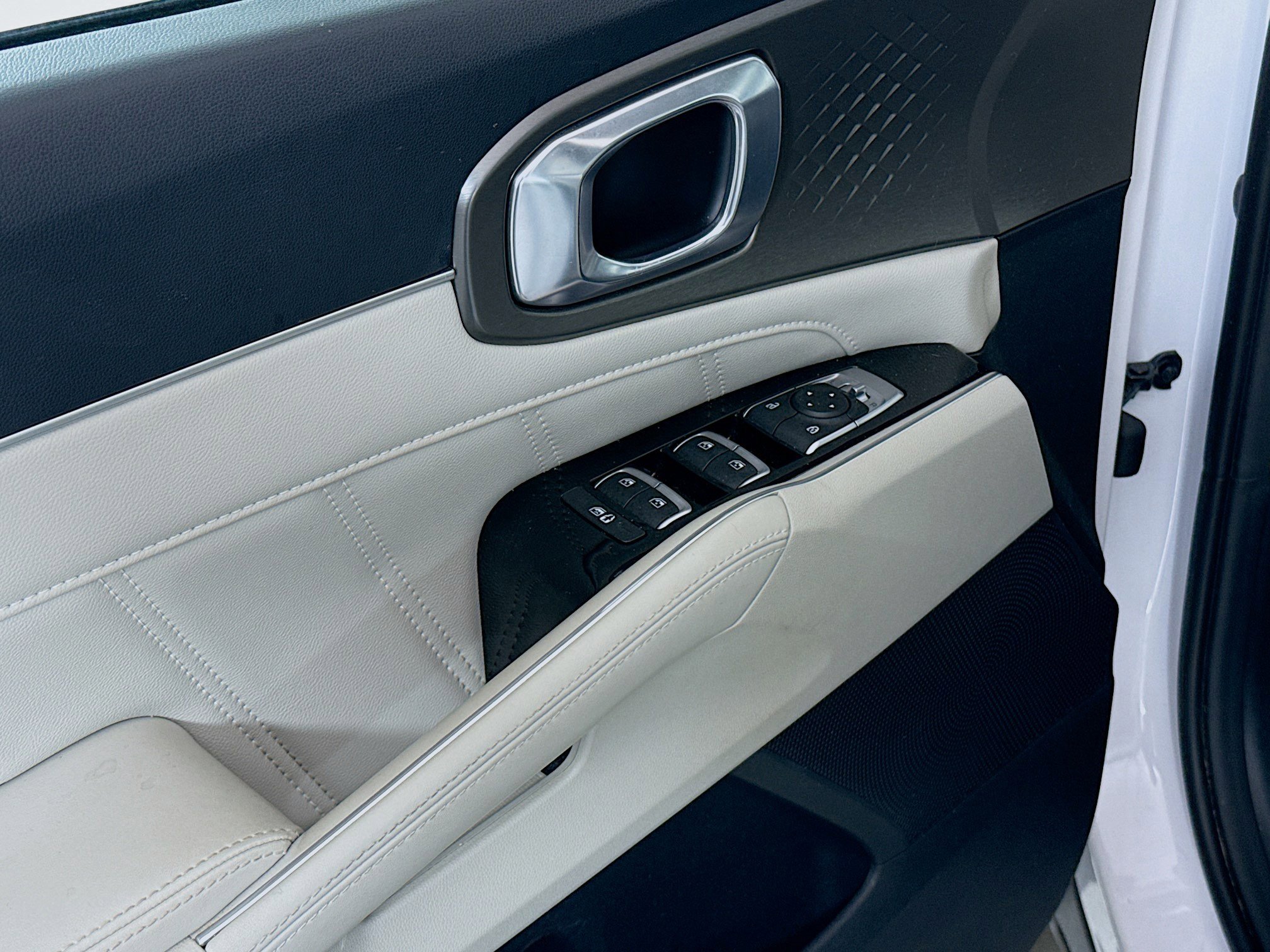 Used 2022 Kia Sorento SX AWD/4WD image 20