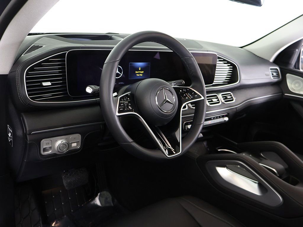 Used 2026 Mercedes-Benz GLE 450 4MATIC image 32