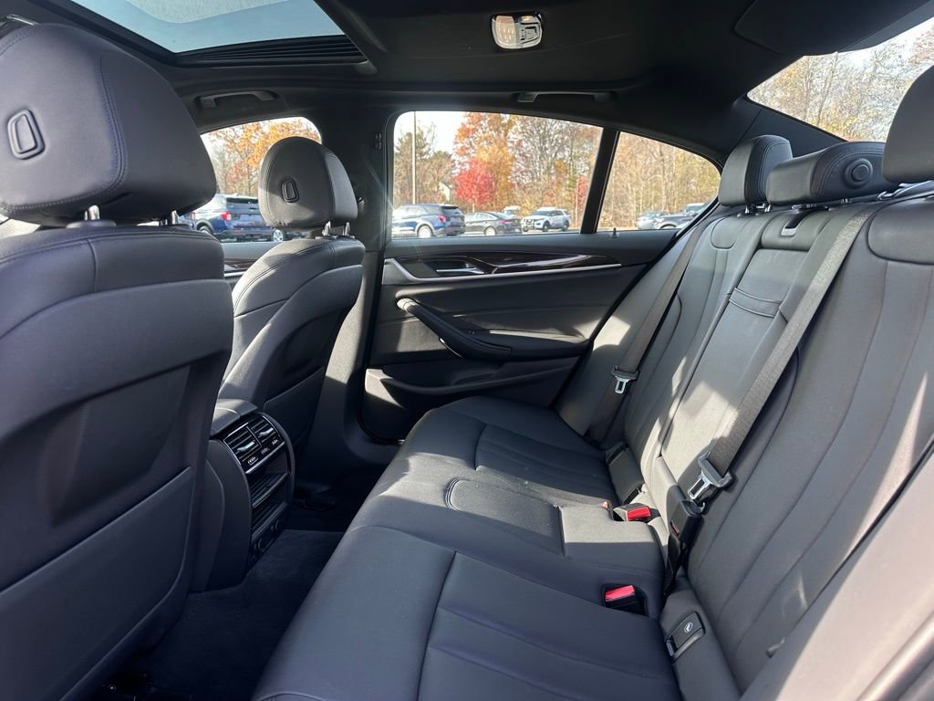 Used 2018 BMW 530i xDrive image 22