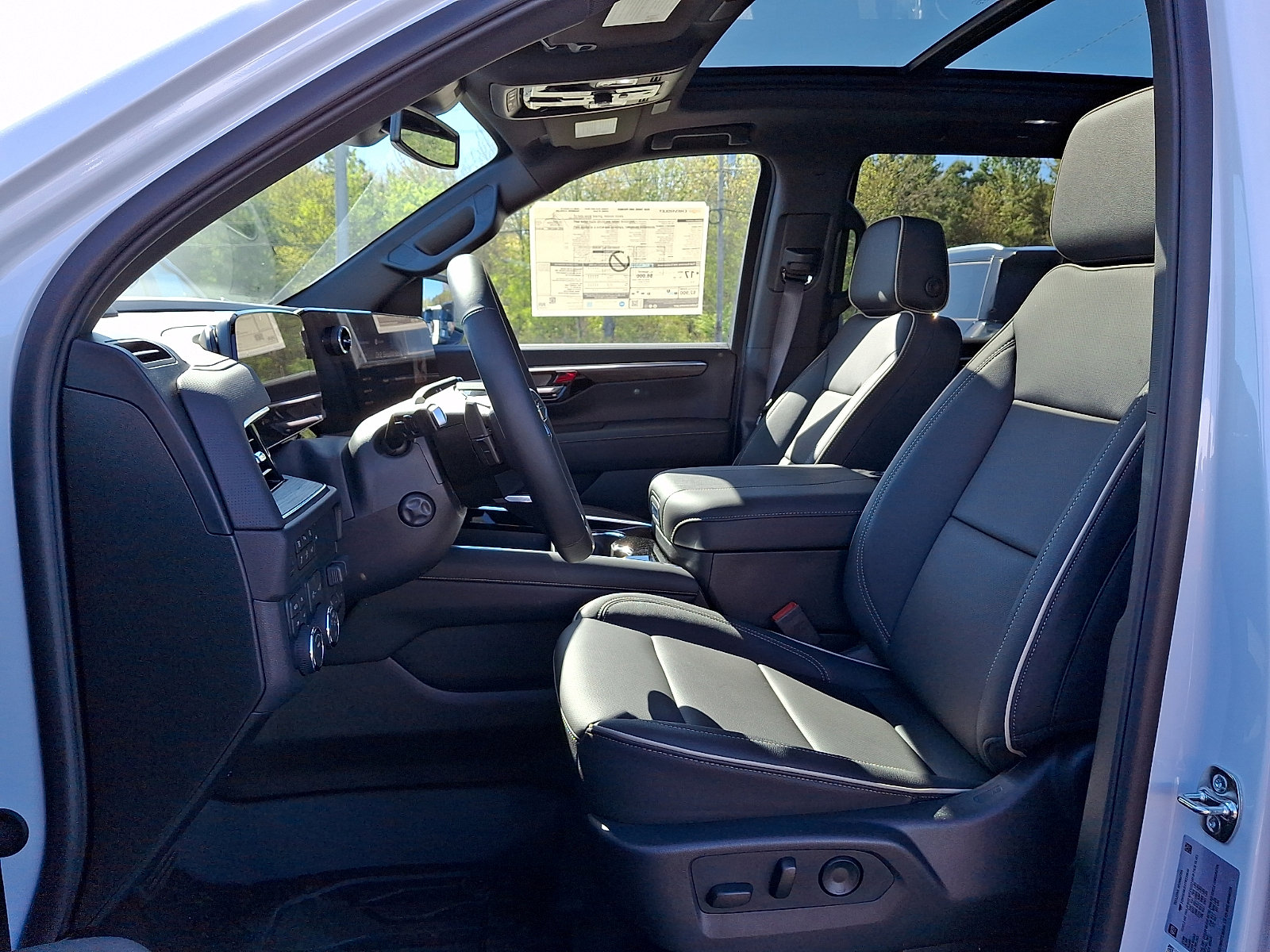 New 2026 Chevrolet Tahoe Premier w/ Sun And Tow Package AWD/4WD image 10