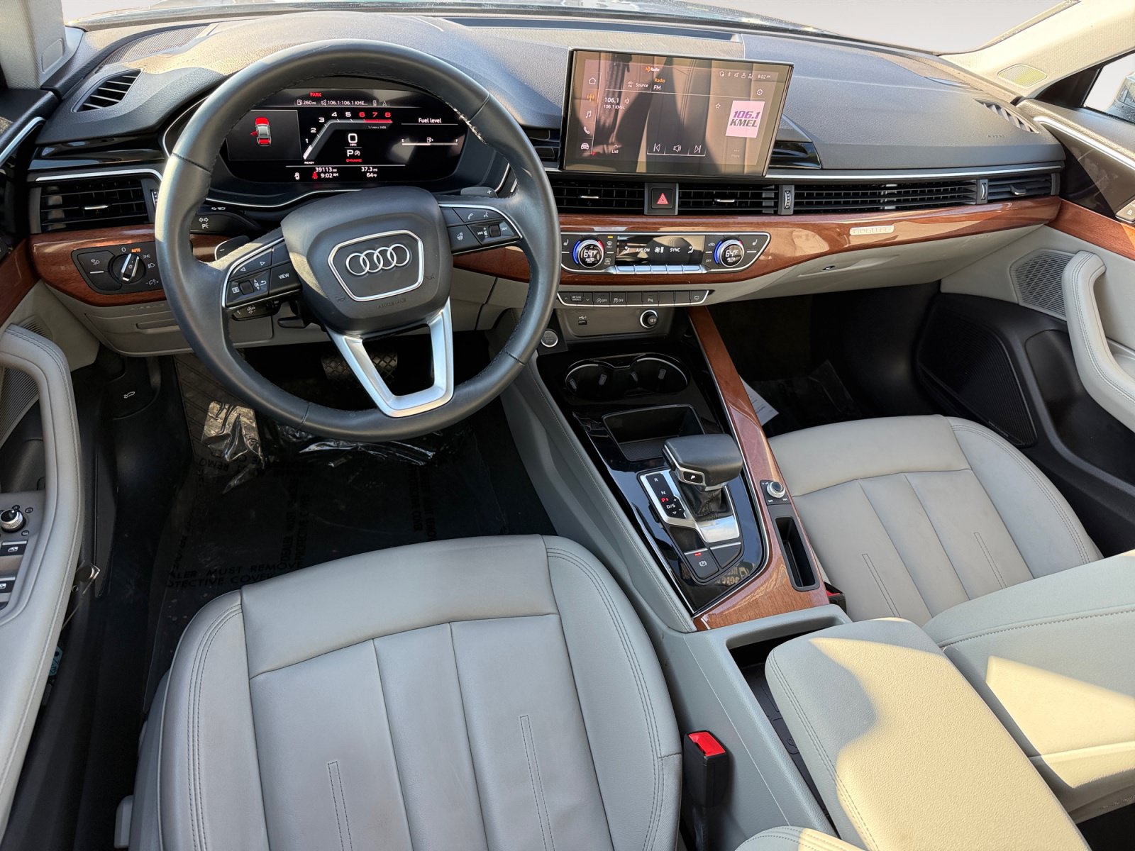 Used 2022 Audi A4 2.0T Premium Plus AWD/4WD image 15