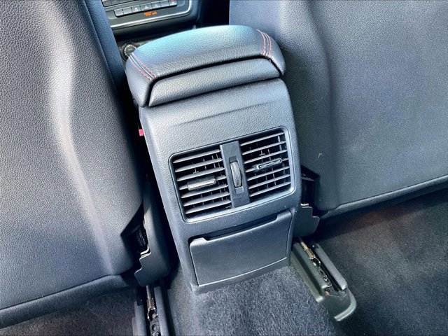 Used 2016 Mercedes-Benz GLA 45 AMG 4MATIC image 24