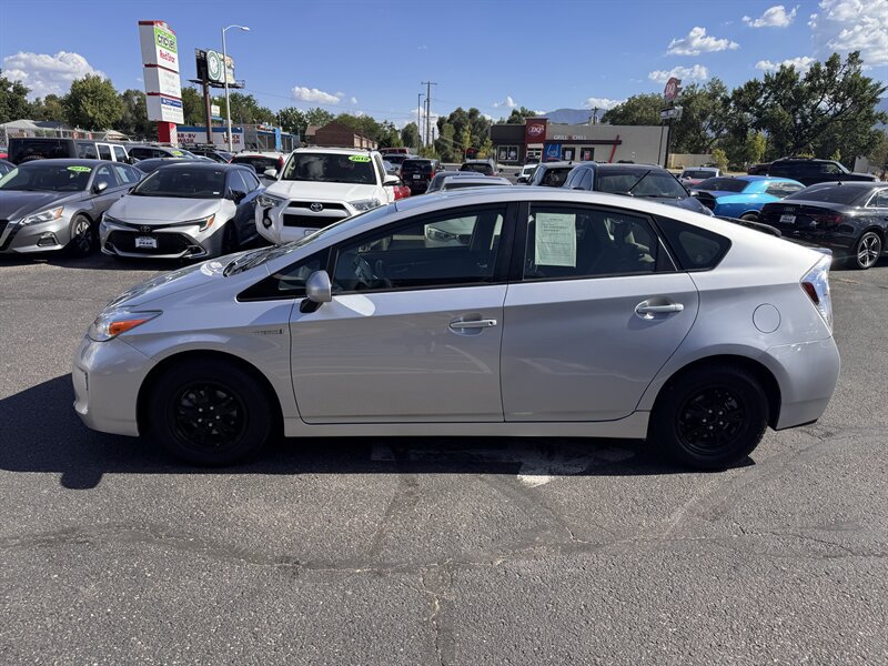 Used 2014 Toyota Prius Three FWD image 4
