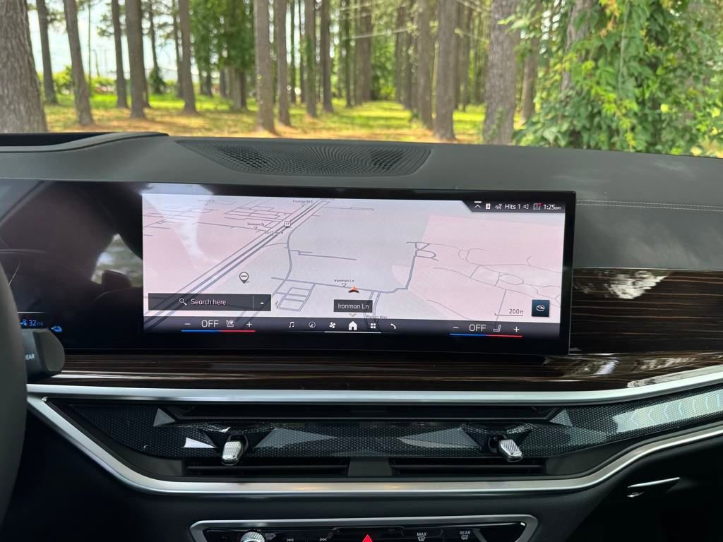 New 2026 BMW X5 xDrive50e w/ M Sport Package image 4