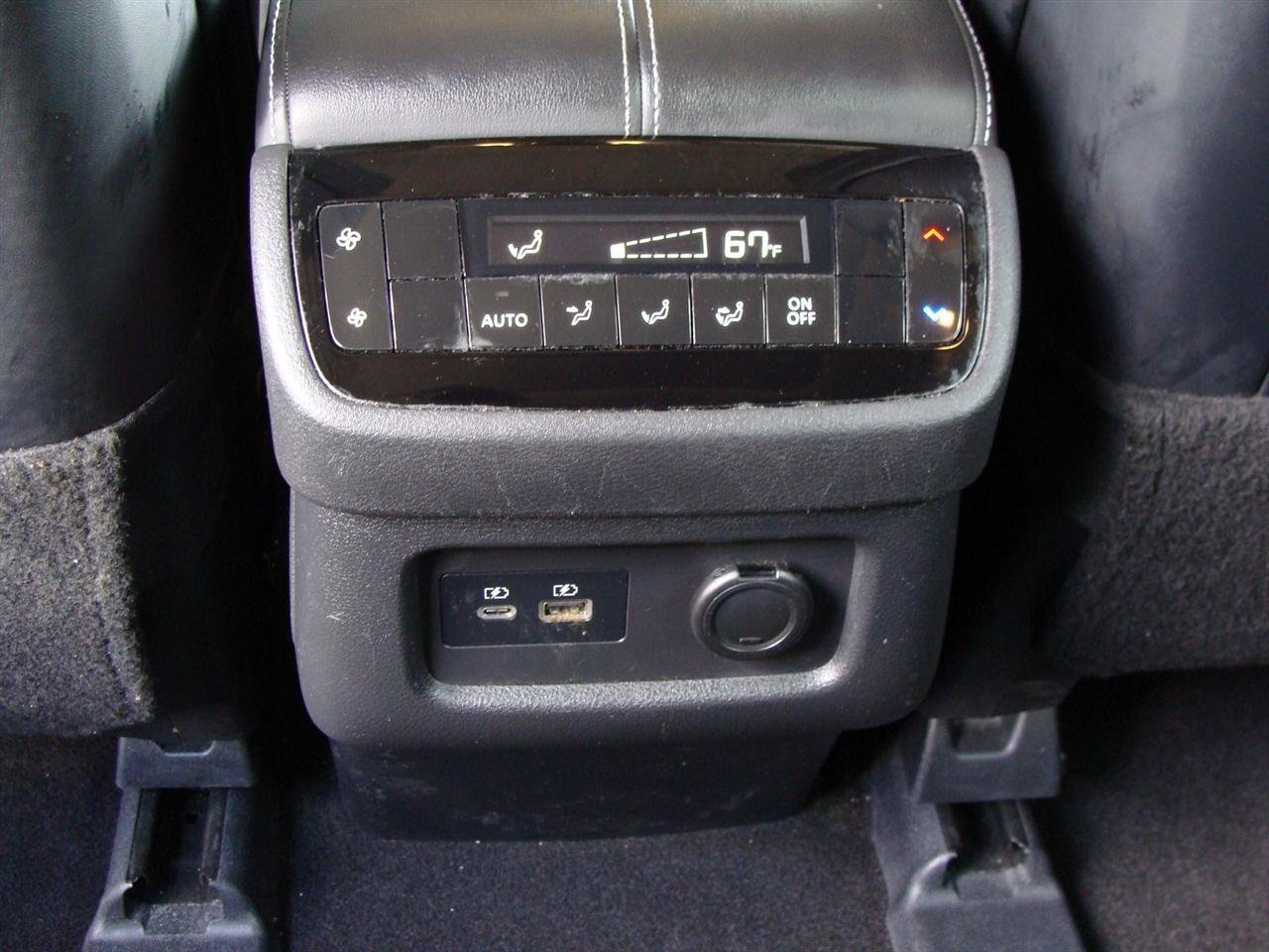 Used 2023 INFINITI QX60 Luxe AWD/4WD image 16