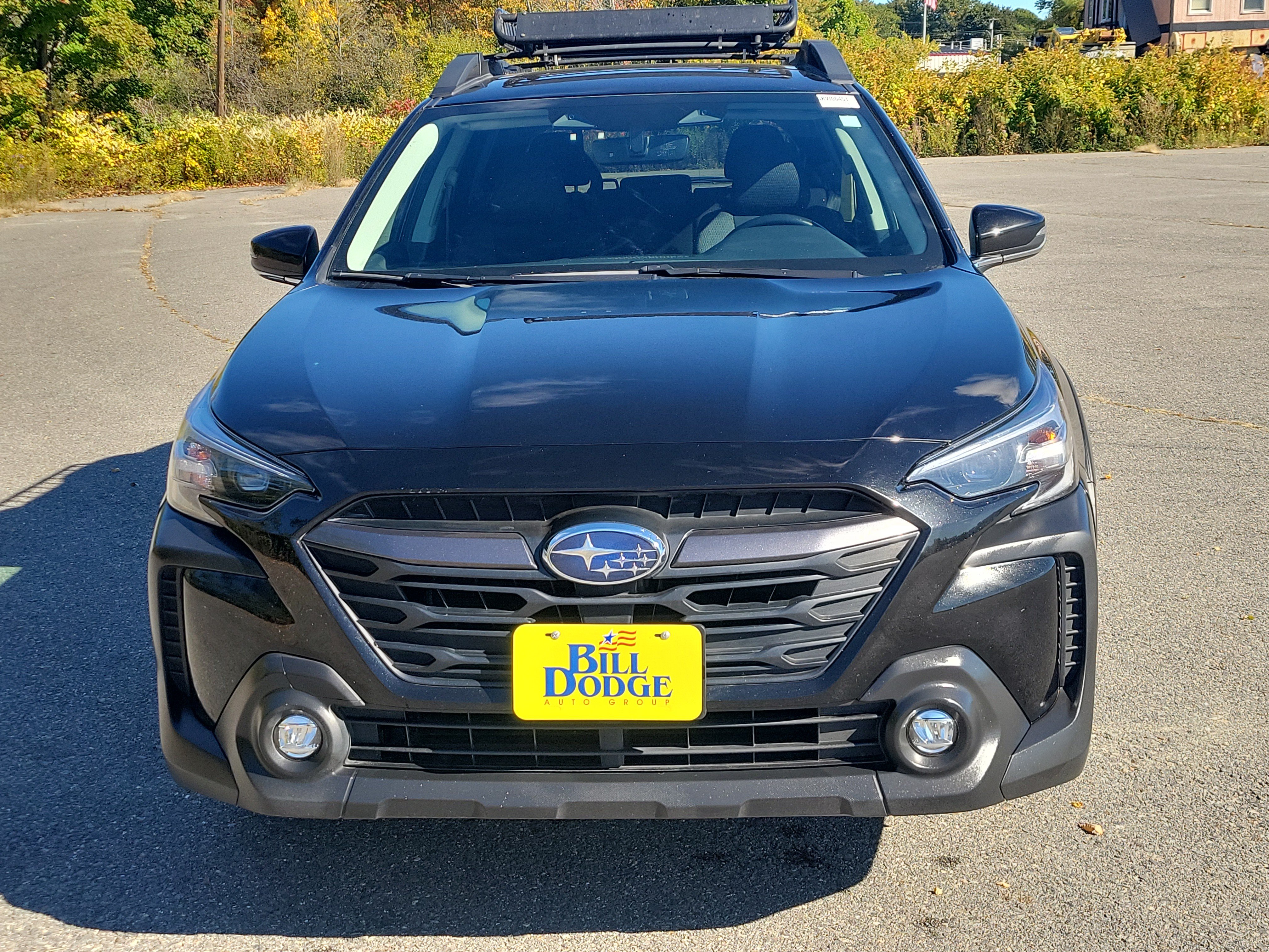 Used 2024 Subaru Outback Premium AWD/4WD image 2