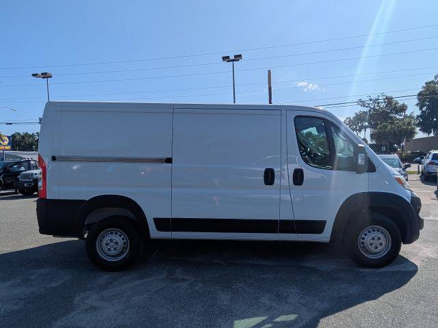 Used 2025 RAM ProMaster 2500 w/ Convenience Group FWD image 3
