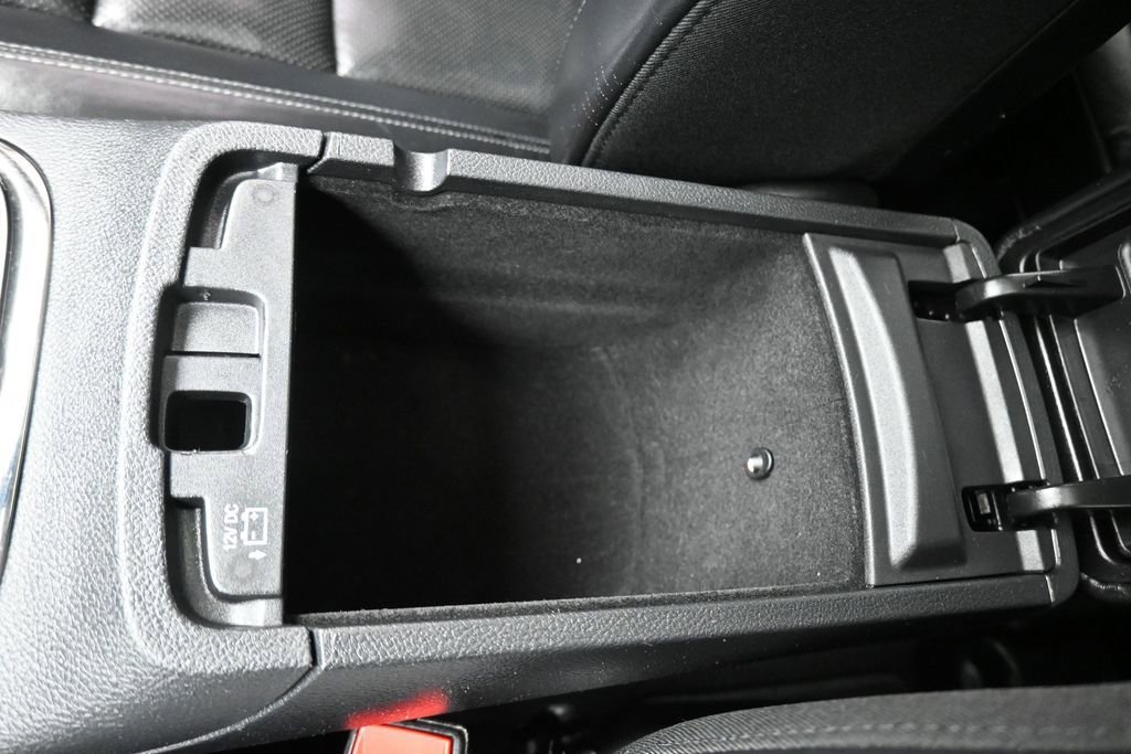 Used 2019 Dodge Durango R/T w/ Blacktop Package AWD/4WD image 25