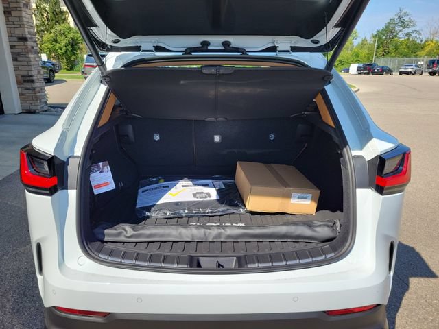 New 2026 Lexus NX 450h+ AWD w/ Luxury Package image 7