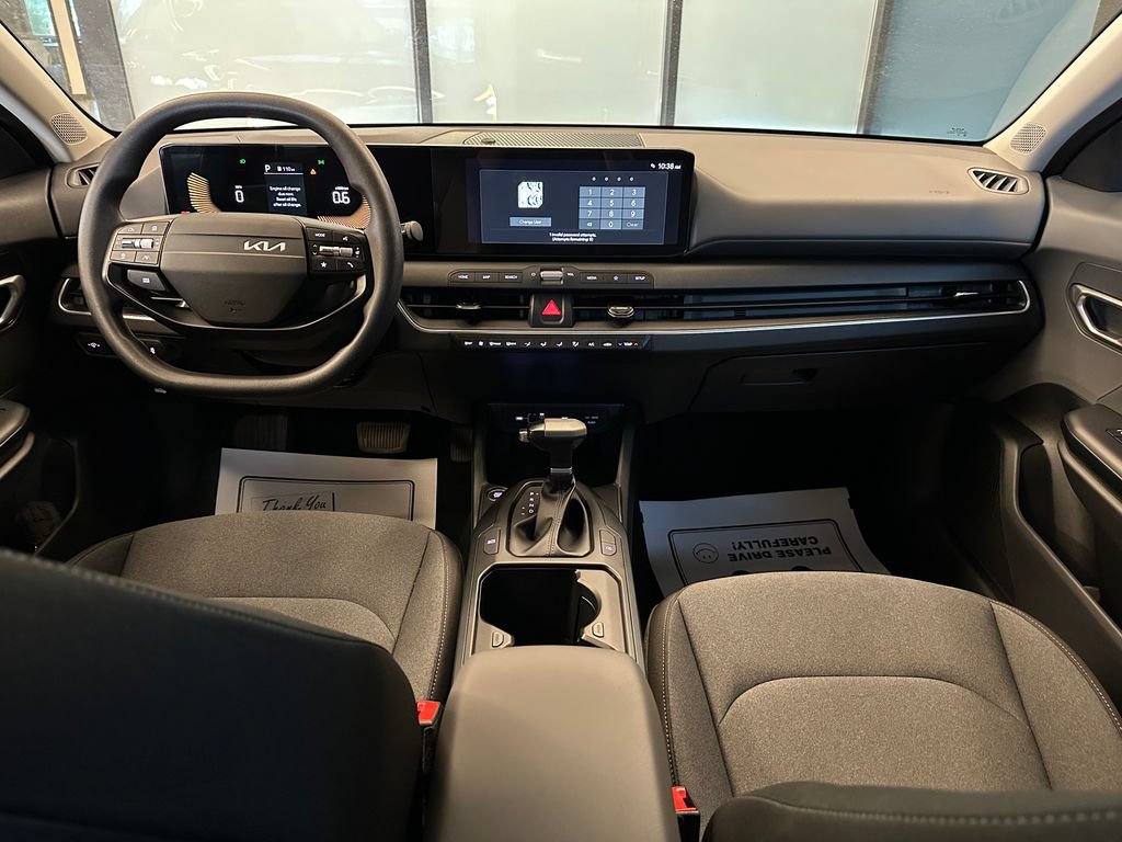 Used 2025 Kia K4 FWD image 9