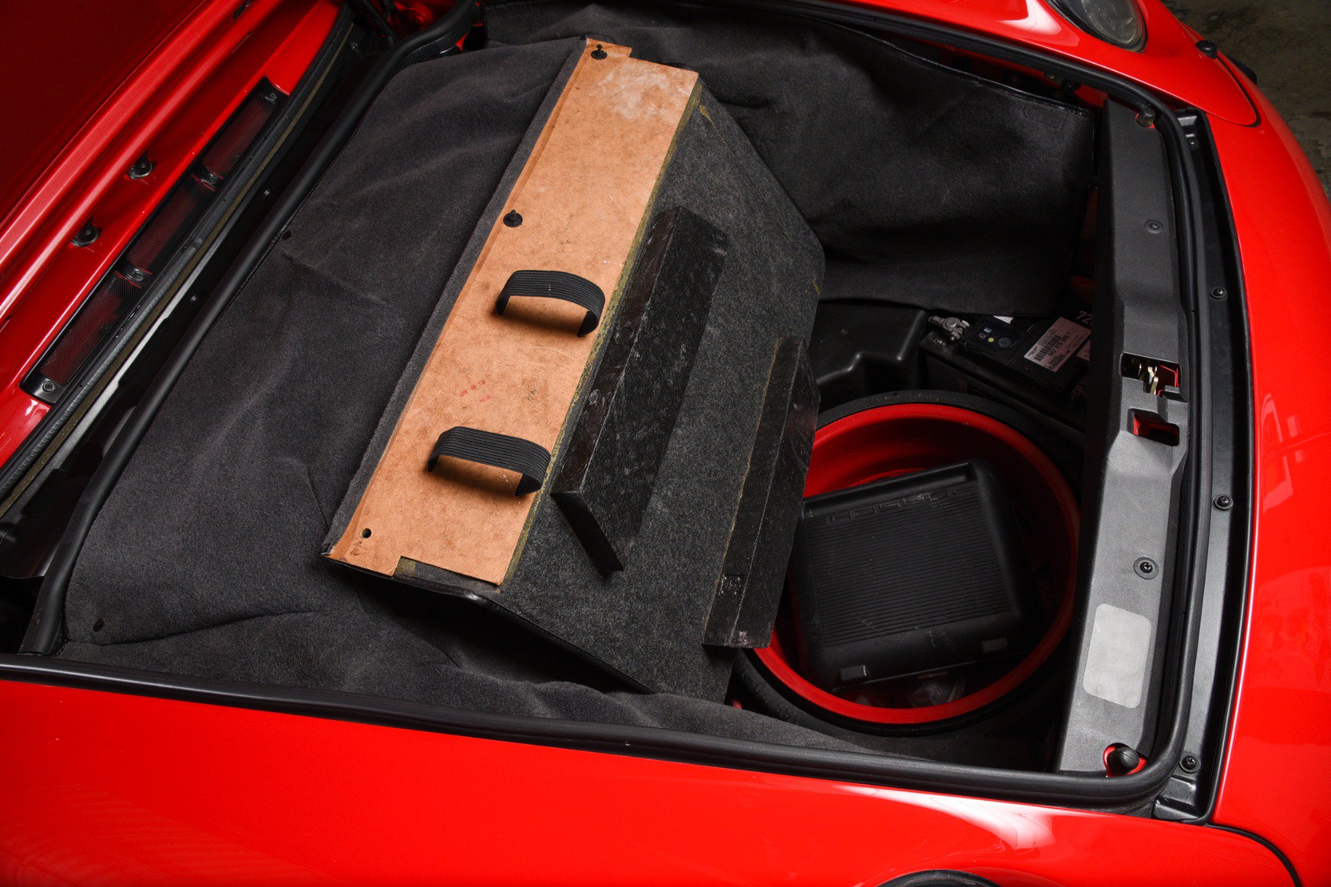 Used 1998 Porsche 911 Carrera S image 39
