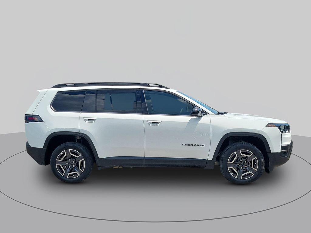 Used 2026 Jeep Cherokee Limited AWD/4WD image 2
