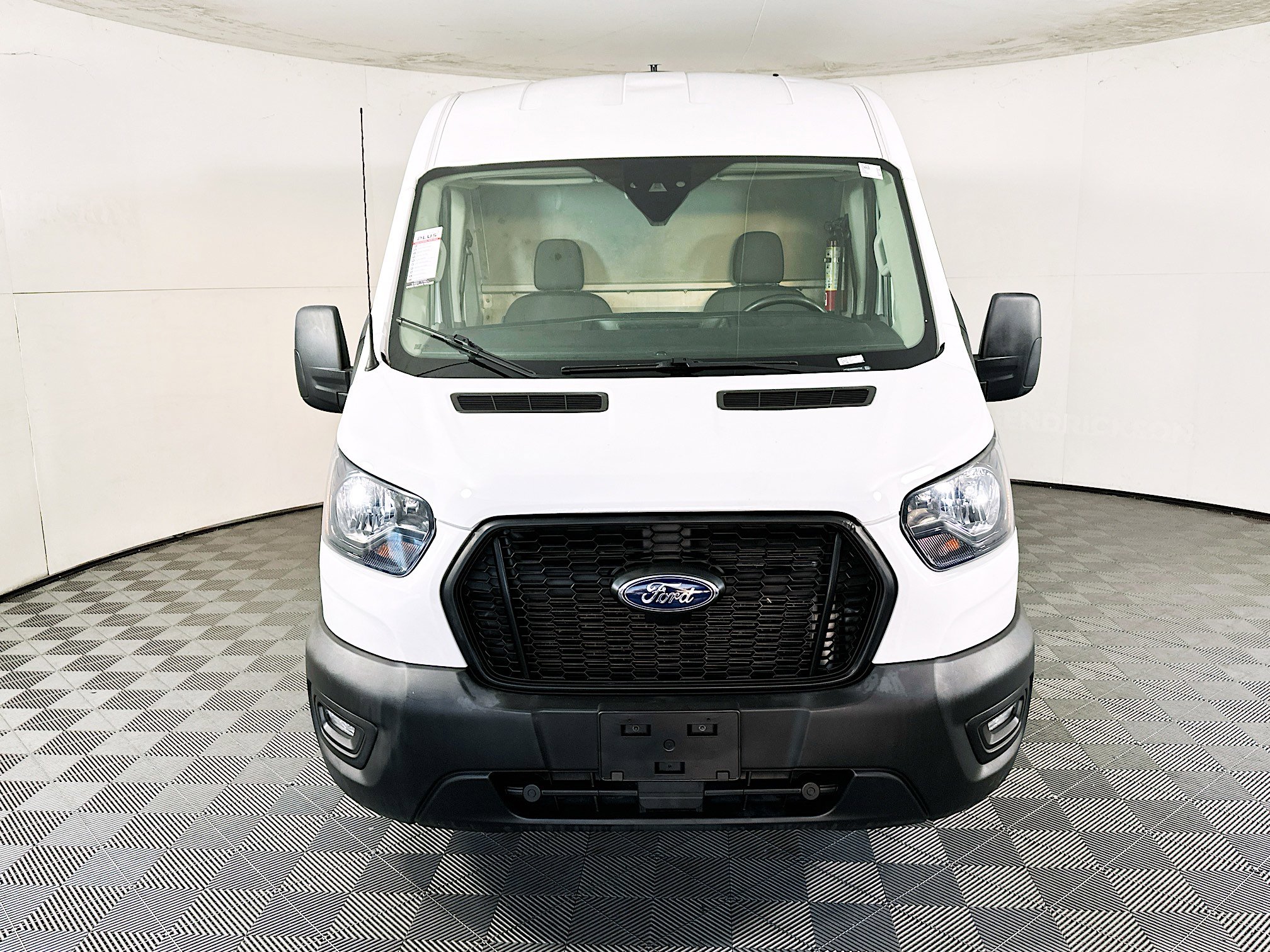 Used 2022 Ford Transit 150 Medium Roof image 8
