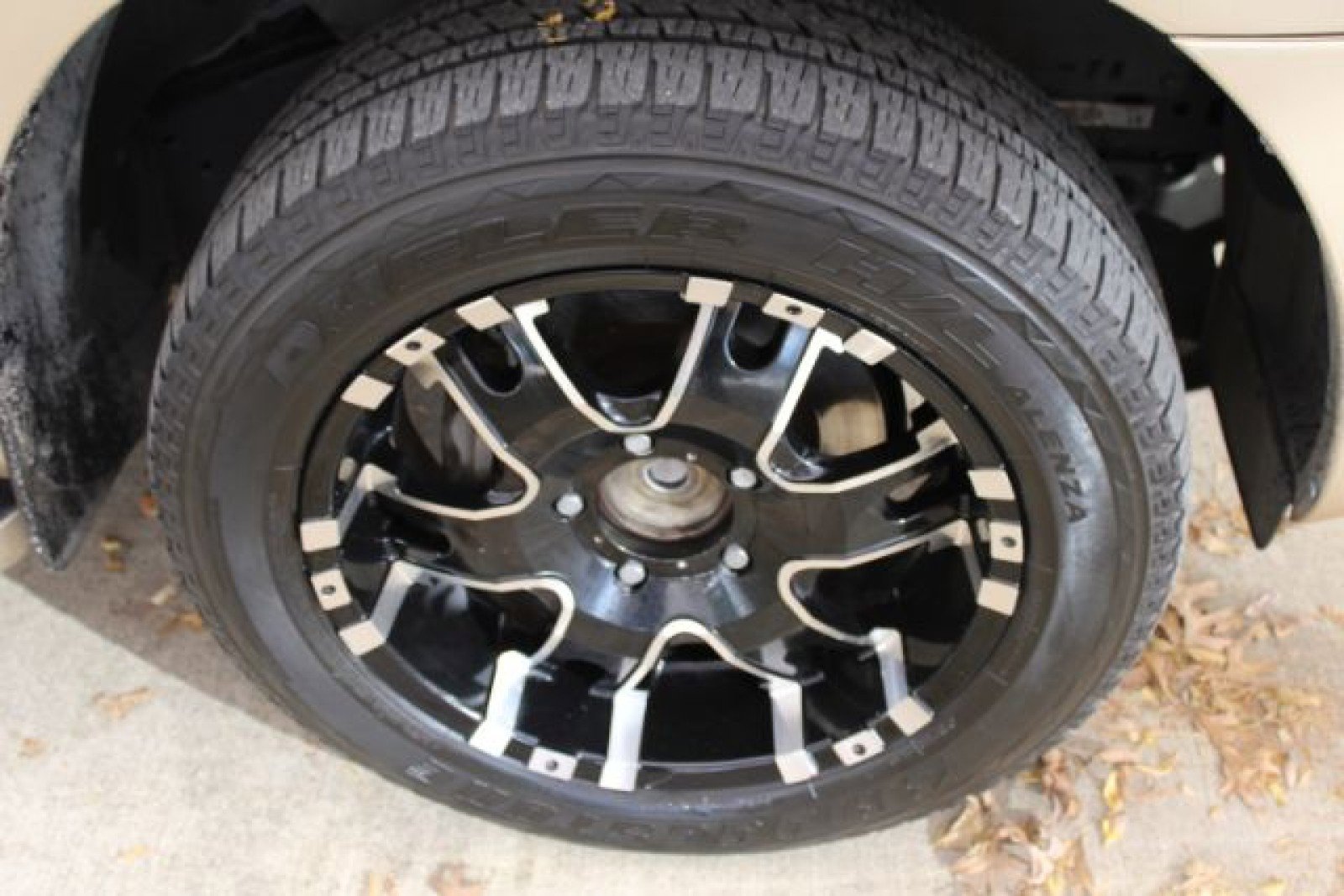 Used 2010 Toyota Sequoia Limited image 29