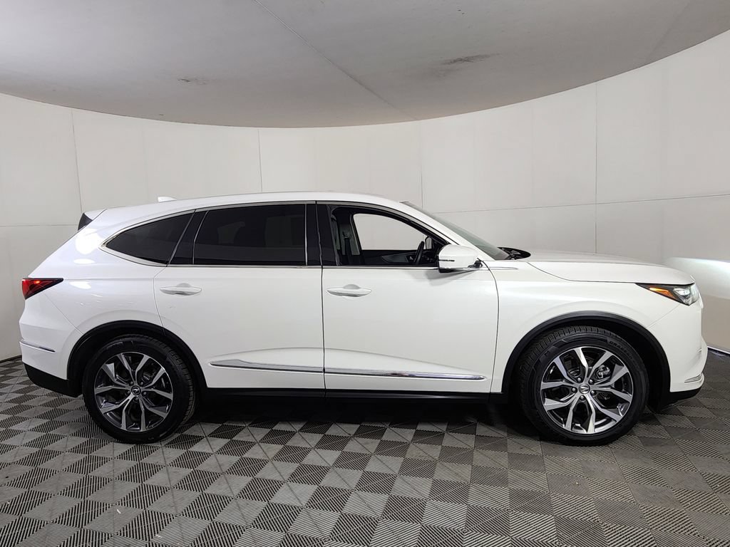 Used 2023 Acura MDX w/ Technology Package FWD image 8