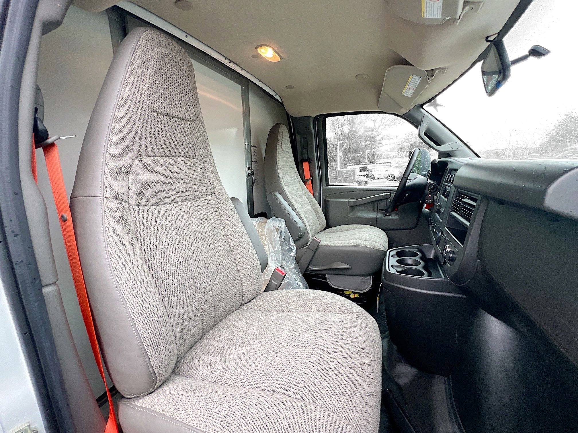 Used 2022 Chevrolet Express 3500 w/ Power Convenience Package image 29