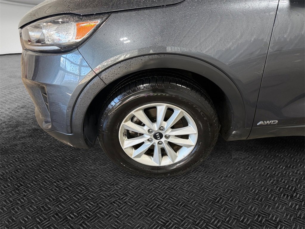 Used 2020 Kia Sorento LX w/ LX I4 Convenience Package image 11