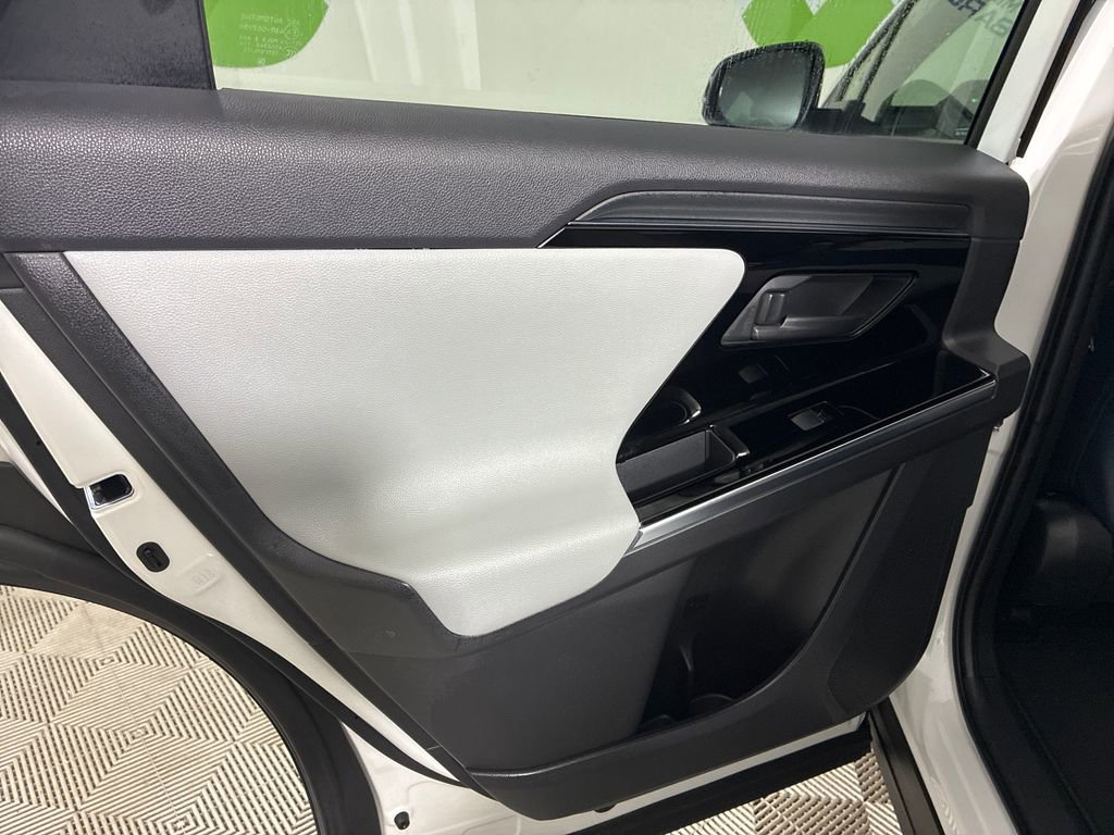 Used 2023 Subaru Solterra AWD image 24