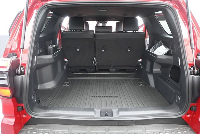 New 2026 Toyota 4Runner SR5 AWD/4WD image 12