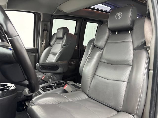 Used 2022 Chevrolet Express 2500 Extended w/ Enhanced Convenience Package RWD image 19
