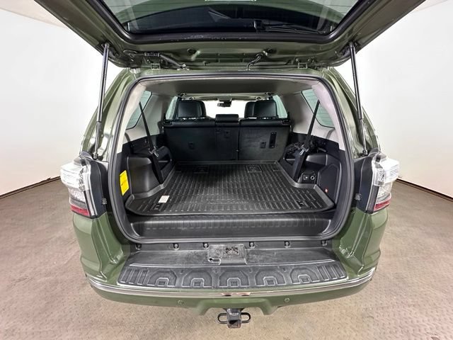 Used 2022 Toyota 4Runner Limited AWD/4WD image 14