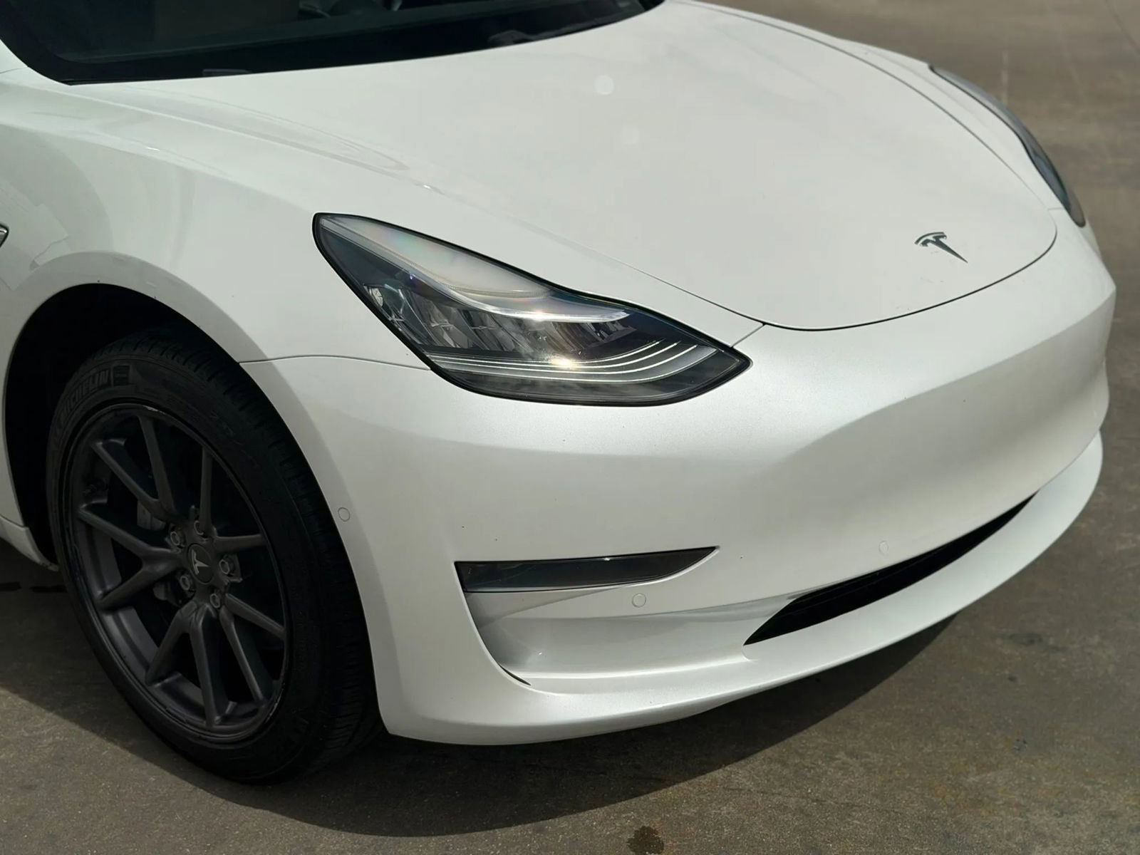 Used 2020 Tesla Model 3 Standard Range RWD image 5