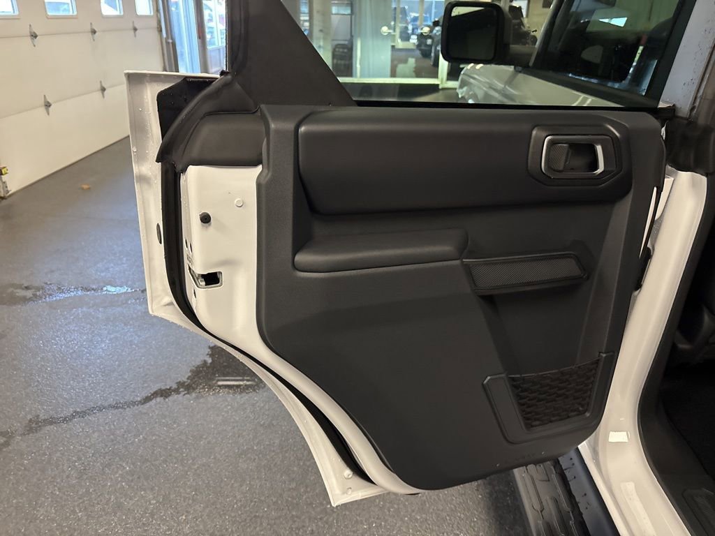 New 2025 Ford Bronco Outer Banks w/ Black Appearance Package AWD/4WD image 26