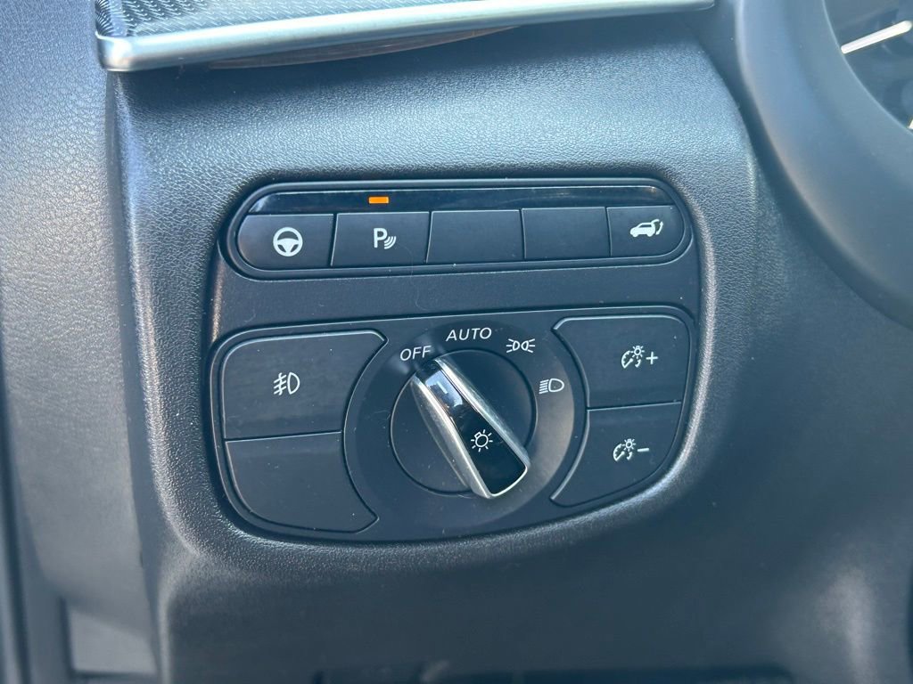 Used 2023 INFINITI QX50 Sport image 50