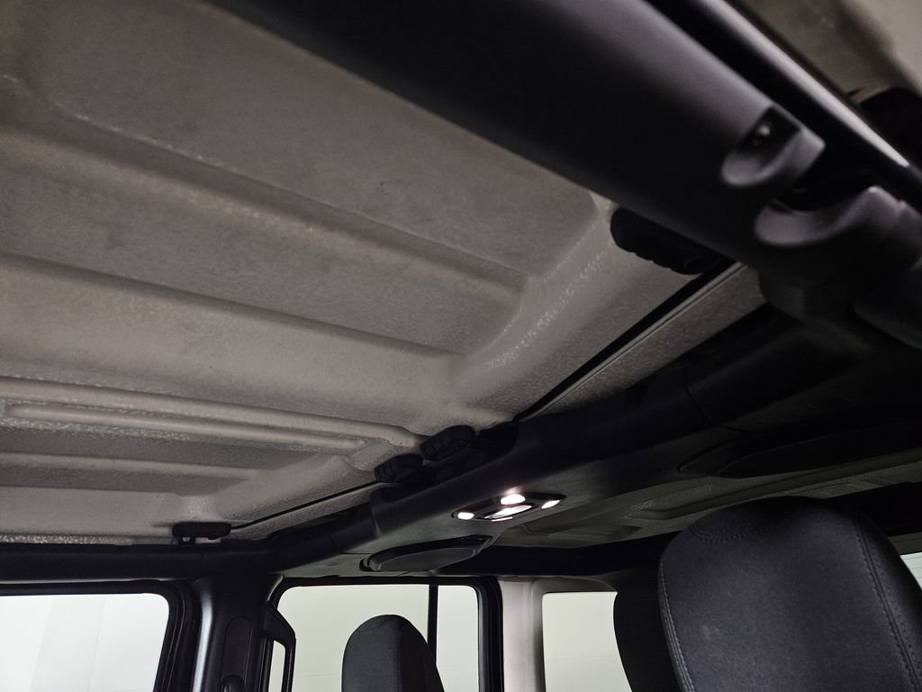 Used 2020 Jeep Wrangler Unlimited Sport S AWD/4WD image 23