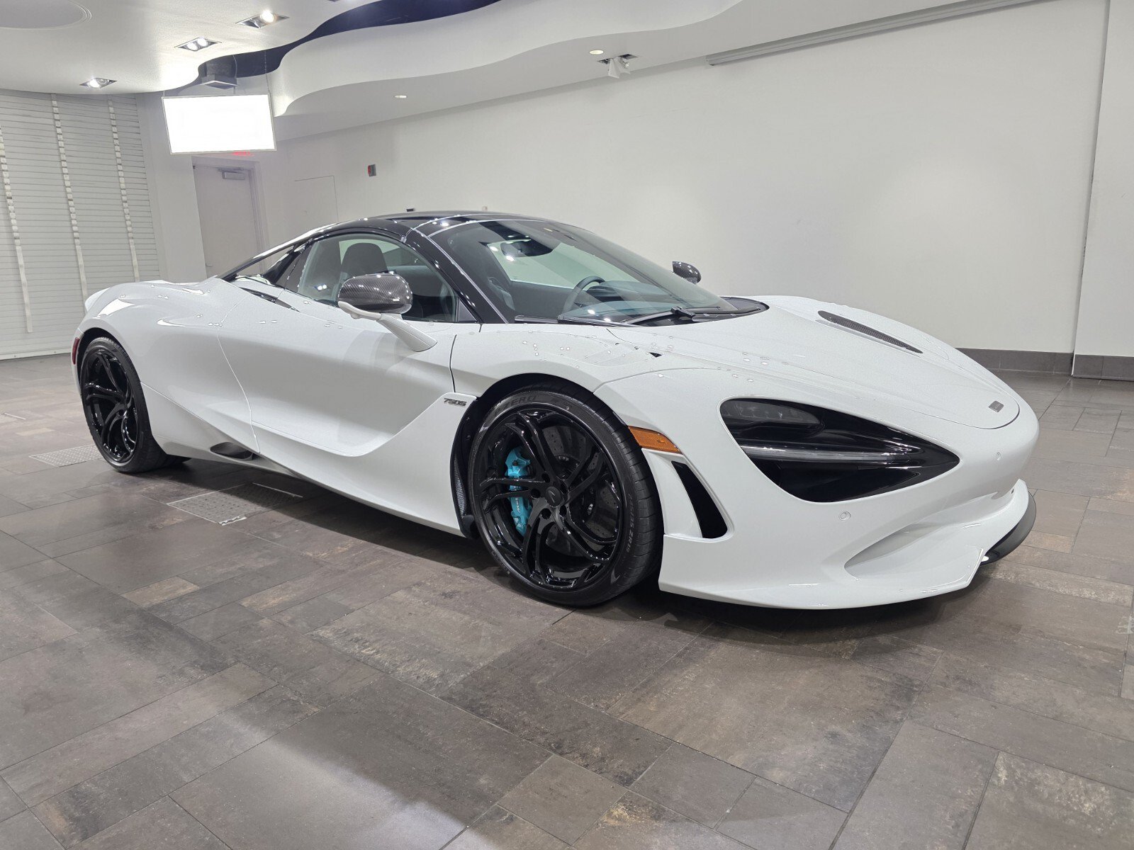 New 2027 McLaren 750S Spider RWD image 20