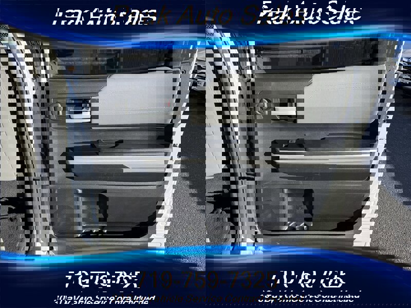 Used 2015 Toyota Tundra Limited image 31