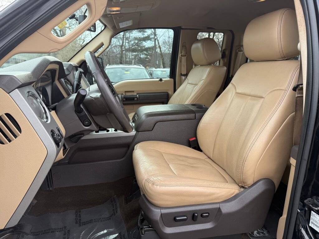 Used 2016 Ford F350 Lariat w/ Chrome Package image 10